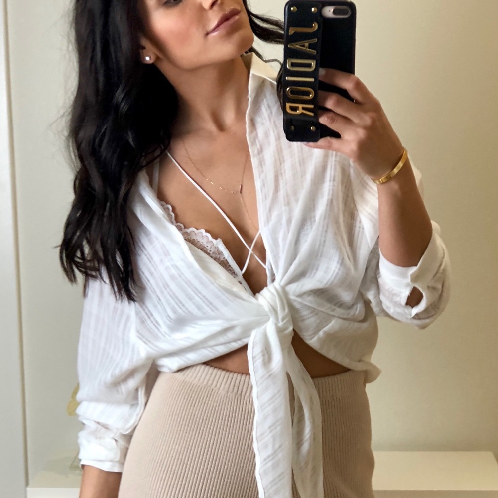 Last ☝🏼• TIE ME UP “White” Relaxed LS Blouse - Picture 4 of 8